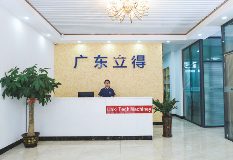 視頻标題 視頻标題